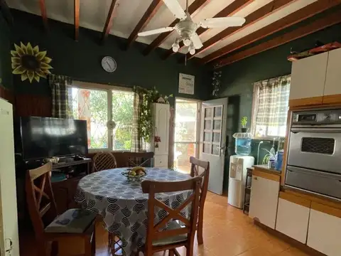 Casa venta 4 ambientes Castelar norte APTA BANCO NACION