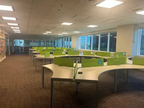 Oficina en Alquiler en Catalinas, USD 94.320