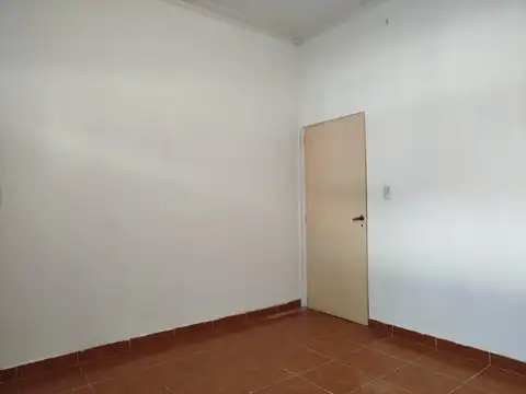 Casa en alquiler  de 5 ambientes apta  profesional.