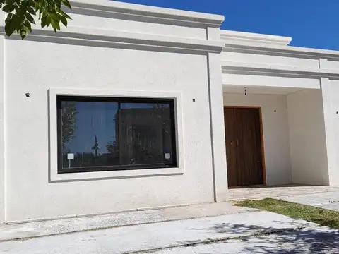 Casa A Estrenar En El