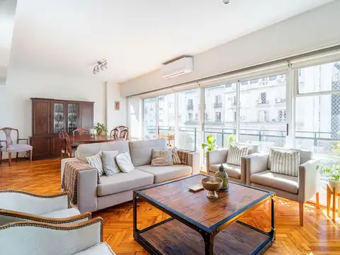 Venta Departamento Recoleta 4 ambientes todo luz