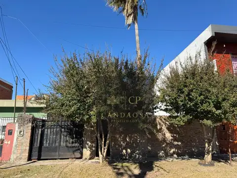Adg. Oportunidad. Casa 3 Amb En San Miguel