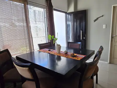 Depto Tipo Casa en Venta de 5 ambientes