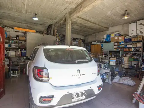 Casa en Venta en Valentin Alsina, USD 178.000