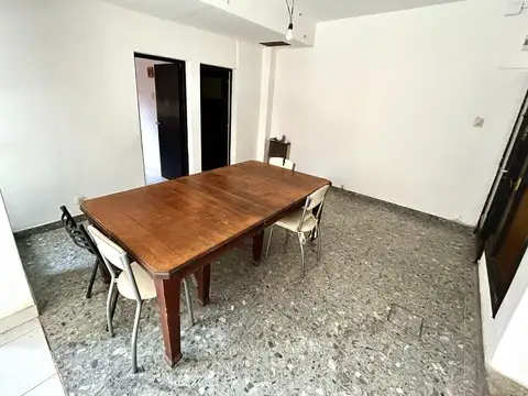 Depto Tipo Casa en Alquiler de 5 ambientes