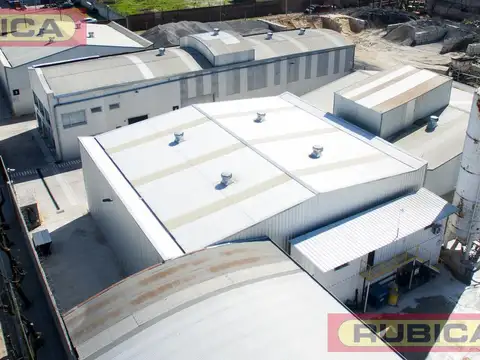 Alquiler Depósito 362 m2 en Complejo con seguridad - Panamericana km.27 y Avda. Belgrano, Torcuato