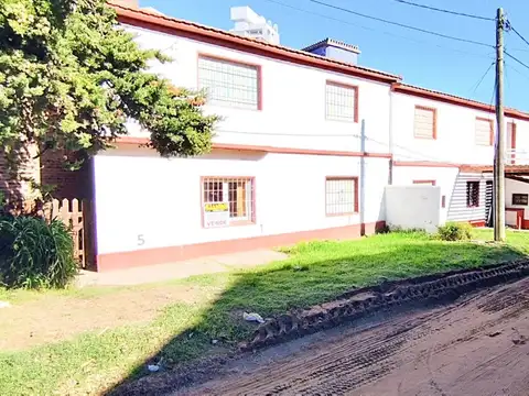 Oportunidad! Venta 3 amb + esp  guardacoches a pasos del mar