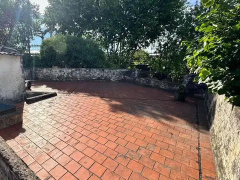 Casa 4 Ambientes en Venta – Caseros – Lote Propio