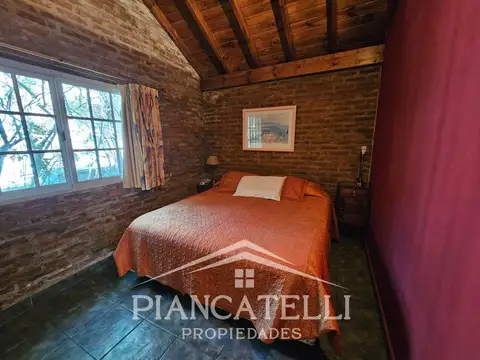 Casa en Alquiler Temporal con 1 cochera