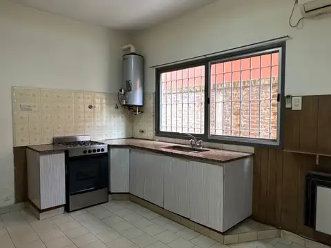 Depto Tipo Casa en Alquiler en Quilmes Oeste, $ 1.200.000