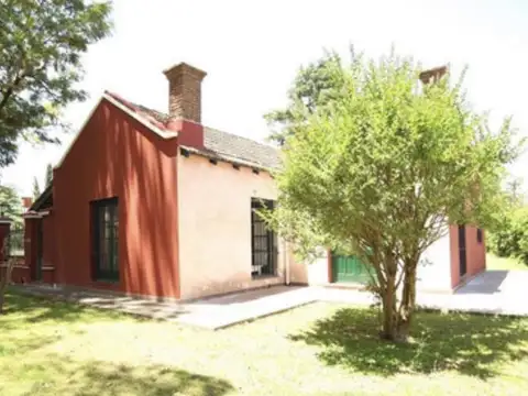 Casa en Venta con 1 cochera