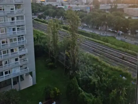 Edificio de Categoría bcon con Excelente vista