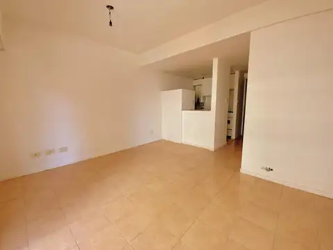 Departamento en Alquiler en Luis Agote, $ 350.000