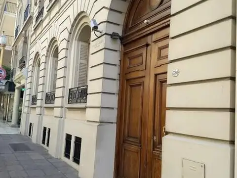 Av Alvear - Montevideo: Frances   de lo mejor de CABA , PB a la calle en venta comercial o vivienda