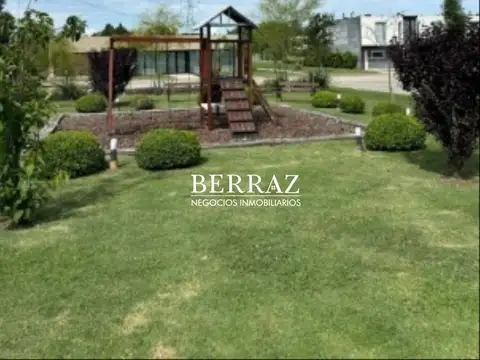 Duplex Venta 3 Dormitorios Barrio SpringPark Pilar Lote de 200 m2 Pilar