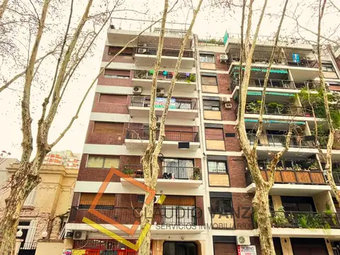 Zapiola 1700, Piso 8