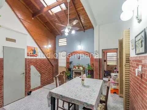 Casa en Venta de 5 dormitorios