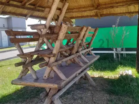 Terreno en Venta 30  mts Fondo