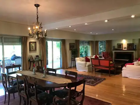 Casa en Venta de 4 dormitorios