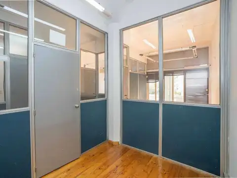Oficina en Venta 28 años