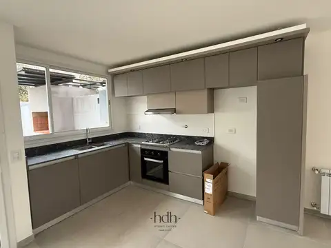Casa en Alquiler de 3 dormitorios