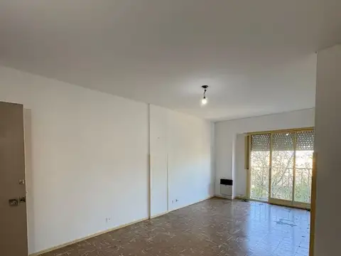 Av. Bartolome Mitre 3500, Piso 3