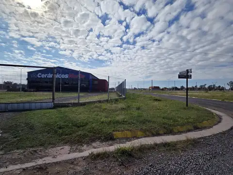 Terreno lote en campo madero, Ibarlucea, en venta