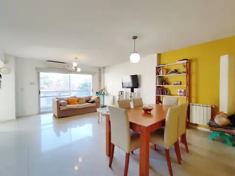 Departamento 3 ambientes con 2 baños