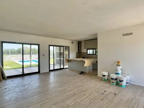 Casa en Venta en Countries y Barrios Cerrados en Pilar, USD 160.000