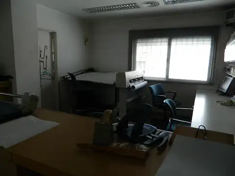 Oficina en Venta 15 años