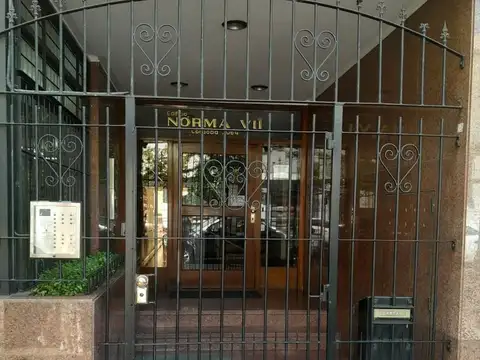 Cordoba  al 2000 2 Piso