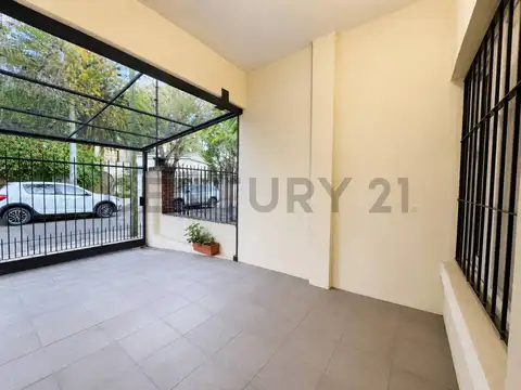 Depto Tipo Casa en Venta de 4 dormitorios