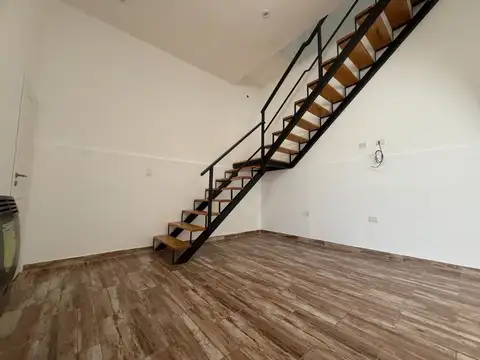 Depto Tipo Casa en Venta 3 años