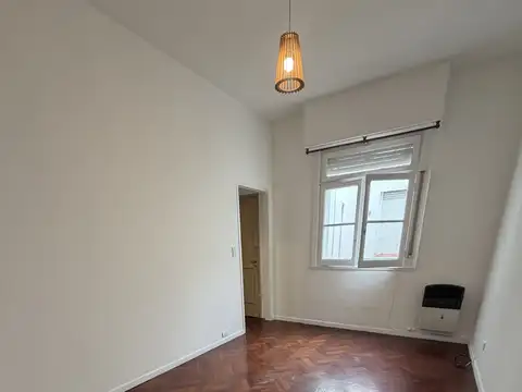 Avenida Juan Bautista Alberdi 1300, Piso 2