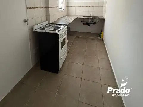 Departamento en Alquiler con 1 cocheras