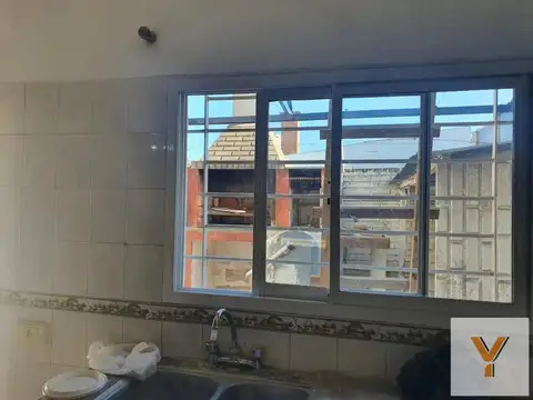 Depto Tipo Casa en Venta con 2 cocheras