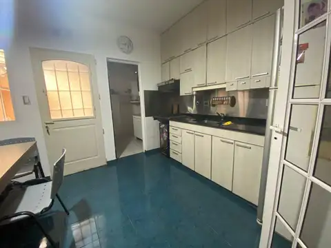 Depto Tipo Casa en Alquiler en Wilde, $ 1.300.000