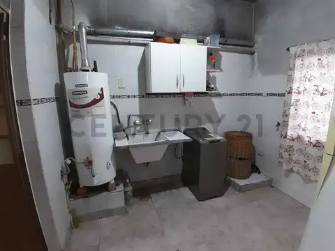 Oficina en Venta con 1 cochera