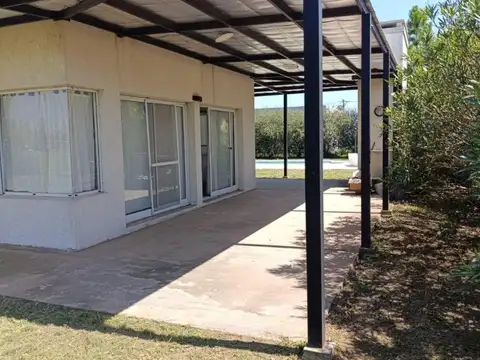 Casa en Venta en Oliveros, USD 135.000