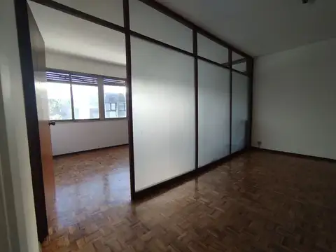 Avenida Libertador Brig. General Lavalleja 1500