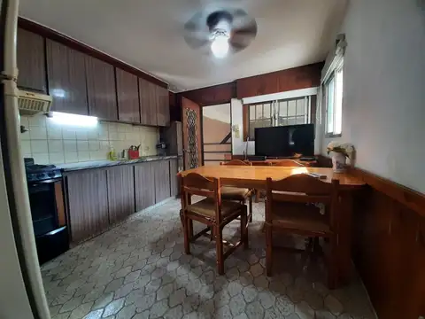 CASA EN VENTA EN LONGCHAMPS