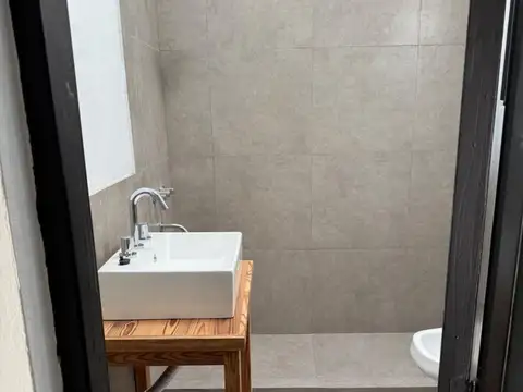 Casa en Alquiler con 1 cochera