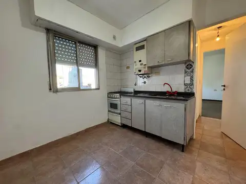DEPARTAMENTO MONOAMBIENTE 35M2 BANFIELD CENTRO