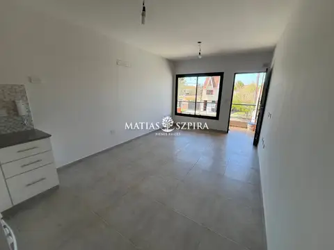 Depto Tipo Casa 2 ambientes con 1 baño