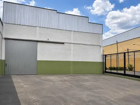 Galpon en Venta en Loma Hermosa, USD 1.200.000