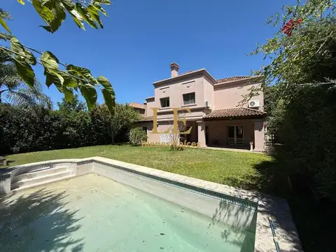 Casa en Venta en San Lucas Village, USD 289.000