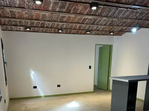 Depto Tipo Casa en Alquiler de 2 ambientes