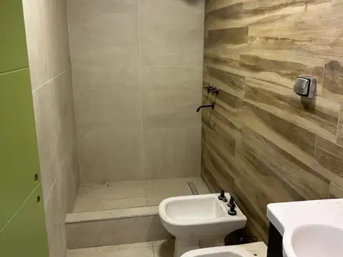 Depto Tipo Casa en Alquiler en Centro, $ 800.000