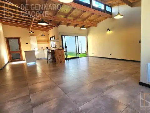 Casa en Venta en Faro, USD 110.000