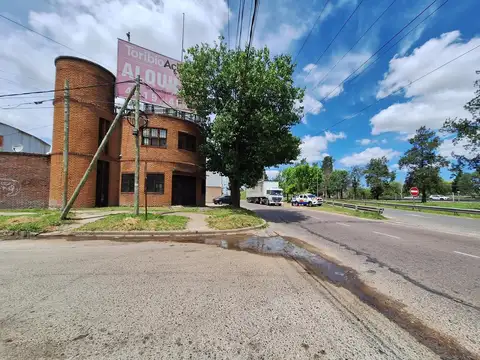 Galpon en Alquiler en Ricardo Rojas, USD 10.000